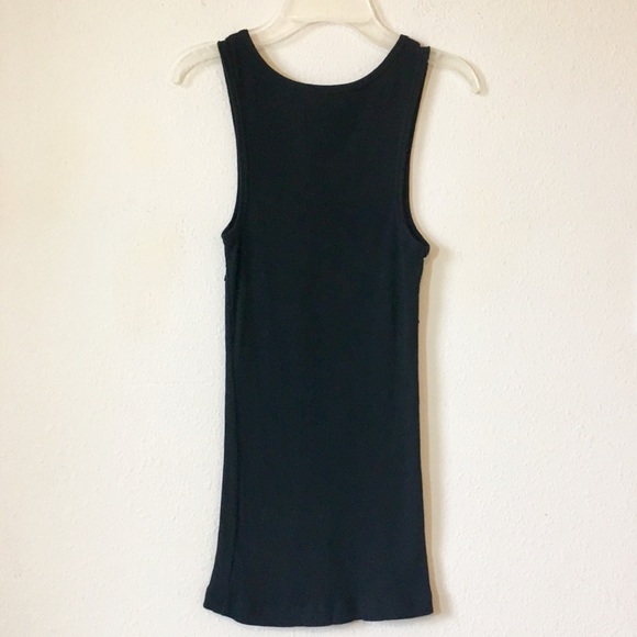 old navy tank top - Picture 4 of 4